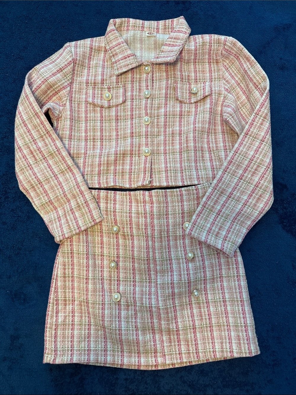 Two piece elegant skirt set for young girls. Pink with pearl buttons. NWOT